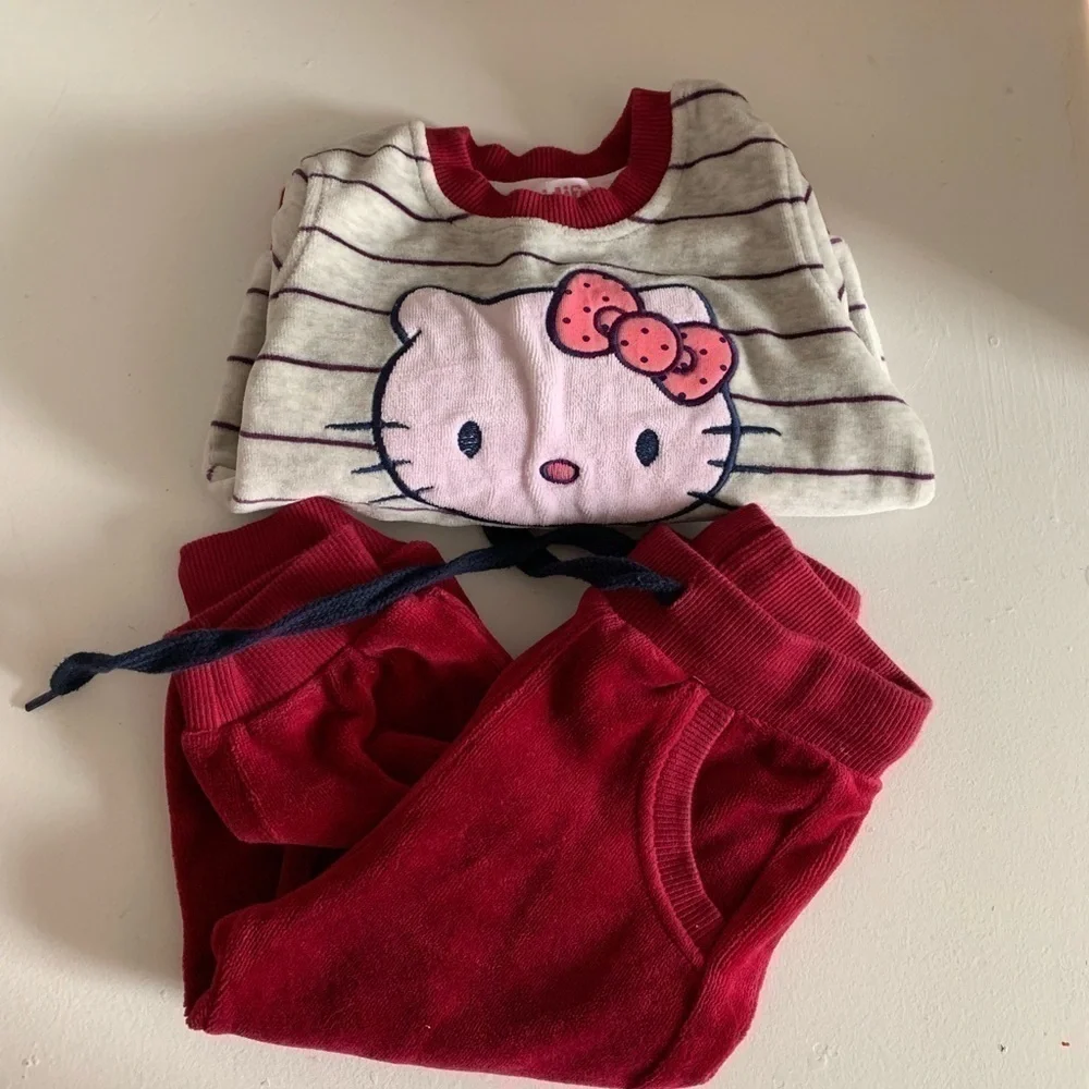 Hello Kitty Fleece matching set-sweatpants/sweatshirt-Size 6 months